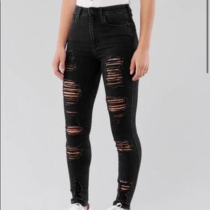 Hollister Black Super High Rise Ripped Skinny Jean